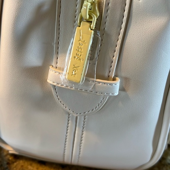 Betsey Johnson | Satchel w/ Butterfly Charm & Removable Crossbody Strap - Picture 9 of 12